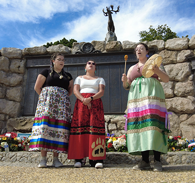 Image for “A Life-Changing Experience” — Indigenous STUdents Honour Indigenous Veterans in Northern France