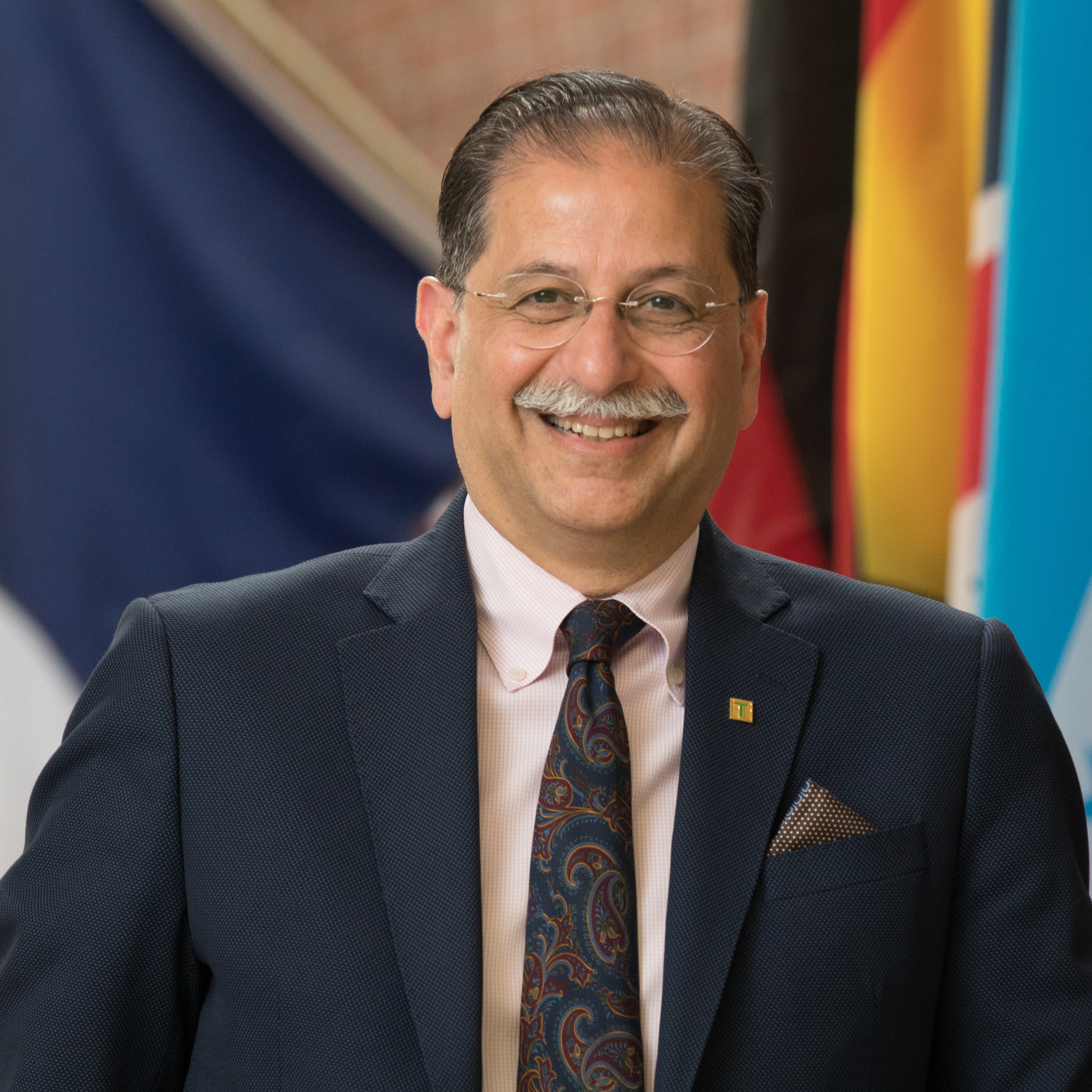 Dr. Nauman Farooqi