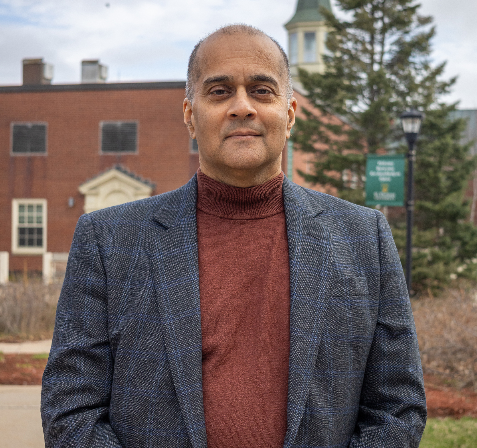 Dr. Shaun Narine